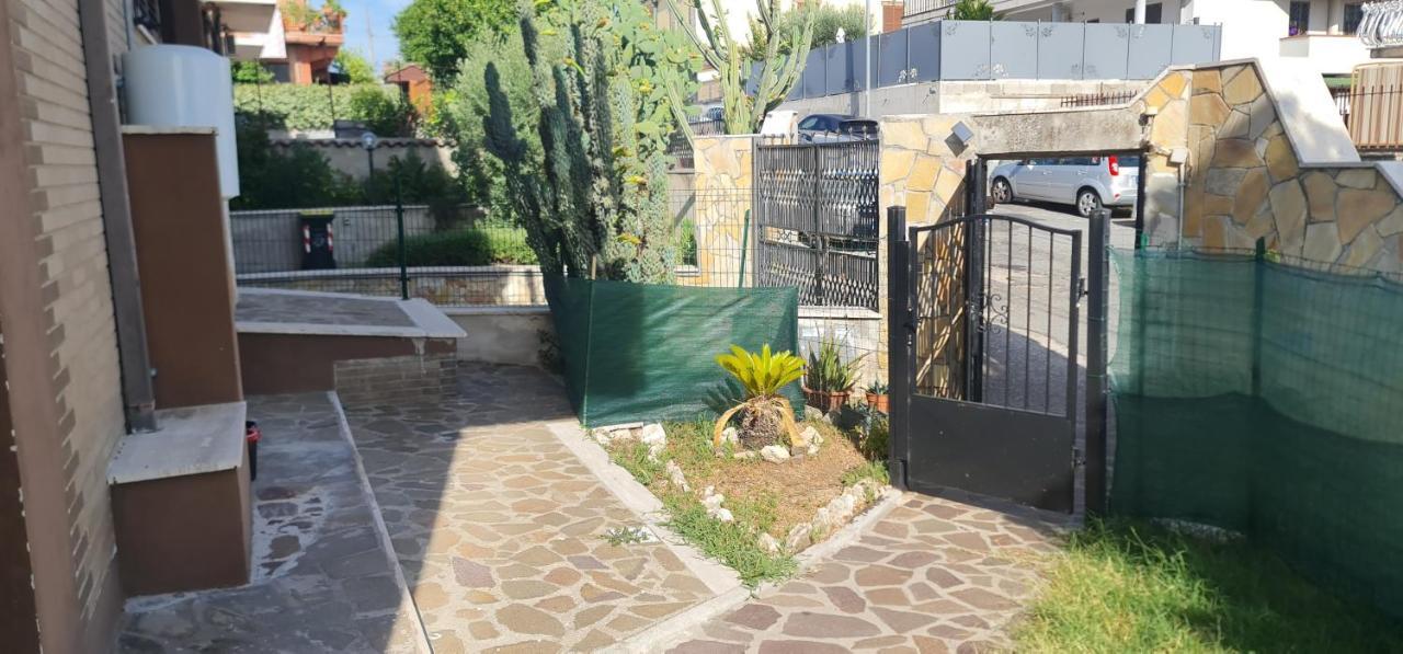 Appartamento Con Giardino Roma Kültér fotó
